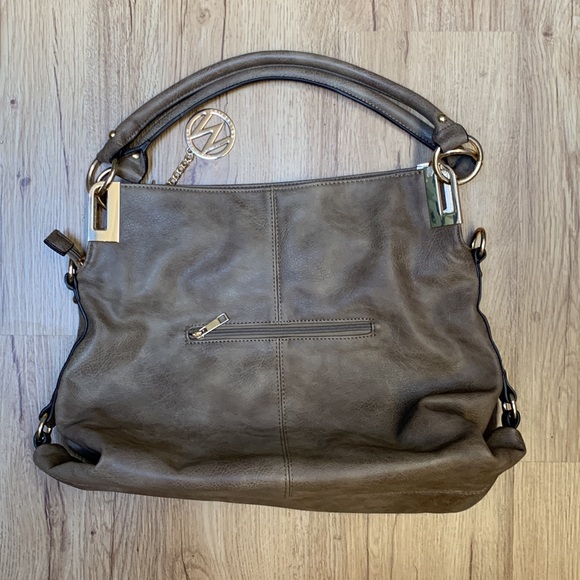 SOLD-Mia Farrow Collection Purse - Picture 2 of 4